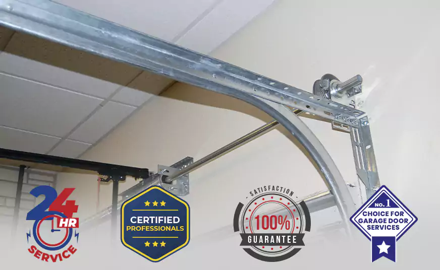 How Much Does a Garage Door Rail Replacement Cost in Parkland, FL?