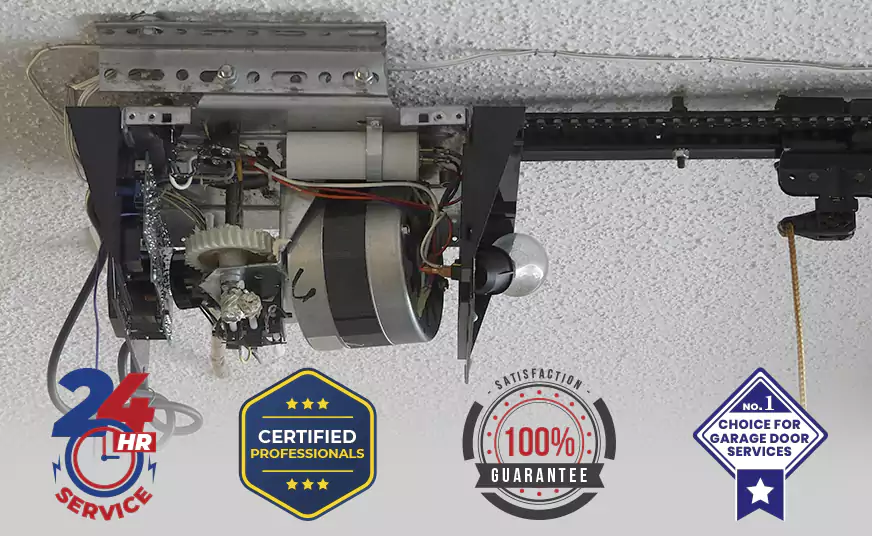 Master Mechanic Garage Door Opener Maintenance & Inspection in Parkland, FL